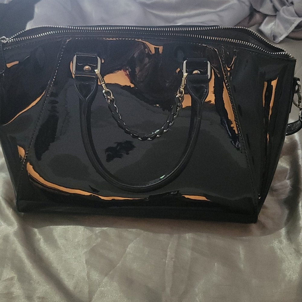 Black shiny big purse new without tag